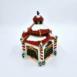 Firklveren Hus / Pavillon Med Hjerter 