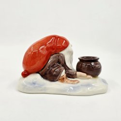 Royal Copenhagen Nisse Med Lysestage nr. 374. Sortering 1