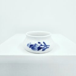 Bl Blomst Flettet Saltkar nr. 10-8067. sortering 1