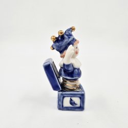 Royal Copenhagen Figur Nar nr. 142. sortering 1 