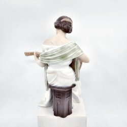 B &amp; G Figur Kvinde Med Guitar nr. 1684. Sortering 1 