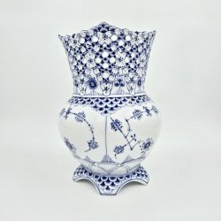 Musselmalet Helblonde Vase nr. 685. sortering 2 