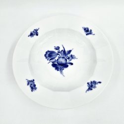 Bl Blomst Kantet Lille Dybtallerken nr. 10-8547. sortering 2 