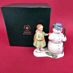 Firklveren Figur Pige Med Snemand. 