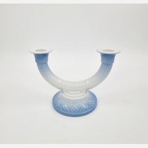 Bl Tone 2 Armet Lysestage nr. 235. sortering 1 