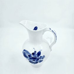 Bl� Blomst Flettet Chokoladekande nr. 10-8147. sortering 2 