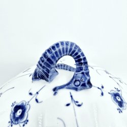 B &amp; G Musselmalet Terrin nr. 3. sortering 1  