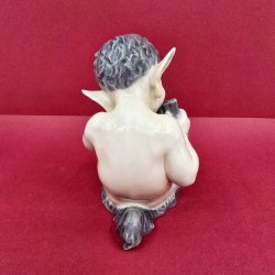 Royal Copenhagen Figur Faun Med Panfljte nr. 1736. sortering 1 