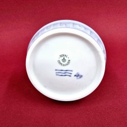 Royal Copenhagen Vase Jul 1917. sortering 1 