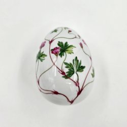 Royal Copenhagen Bonbonniere Geranium 2016. Sortering 1