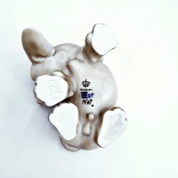 Royal Copenhagen Gravhund nr. 1407. sortering 2 