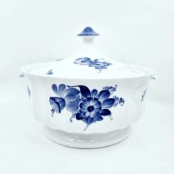 Bl� Blomst Kantet Terrin nr. 10-8532. sortering 3 