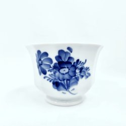 Bl� Blomst Kantet Skyllesk�l nr. 10-8501. sortering 1 