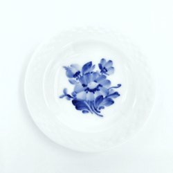 Bl� Blomst Flettet Rund Asiet nr. 10-8167. sortering 1  