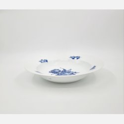 Bl Blomst Flettet Stor Dyb Tallerken nr. 10-8107. sortering 2