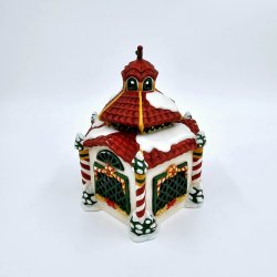 Firklveren Hus / Pavillon Med Hjerter 