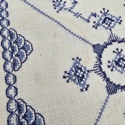 Musselmalet Halvblonde Hndbroderet Lber  