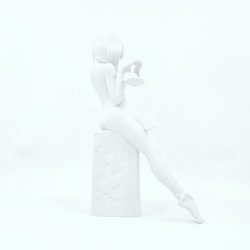 Royal Copenhagen Stjernetegnsfigur V�gten  