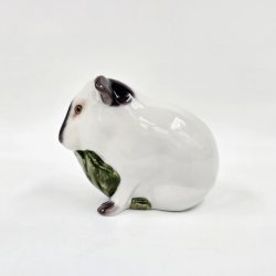 B &amp; G Figur Marsvin Med Salat nr. 2489. sortering 2 