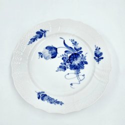 Bl� Blomst Svejfet Frokosttallerken nr. 1623. sortering 1   
