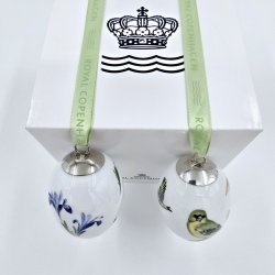 Royal Copenhagen Pskeg Iris / Grnirisk 2010. Sortering 1 