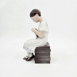 B &amp; G Figur Strikkende Grethe nr. 1656. Sortering 2  