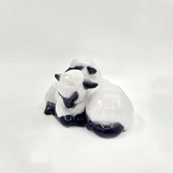 Royal Copenhagen Figur 2 Lam nr. 2769. sortering 1 