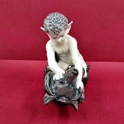 Royal Copenhagen Figur Faun Med Bjrn nr. 648. sortering 1  