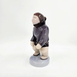B &amp; G Figur Gr�nlandsk Kvinde nr. 2414. Sortering 1 