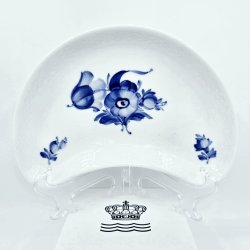  Bl� Blomst Flettet Halvm�ne Asiet nr. 8010. sortering 2 