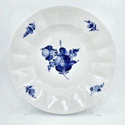 Bl Blomst Kantet Middagstallerken nr. 10-8549. sortering 3  