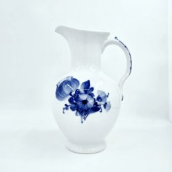 Bl� Blomst Flettet Chokoladekande nr. 10-8147. sortering 1  