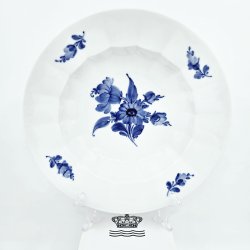 Bl Blomst Kantet Stor Dyb Tallerken nr. 10-8546. sortering 1