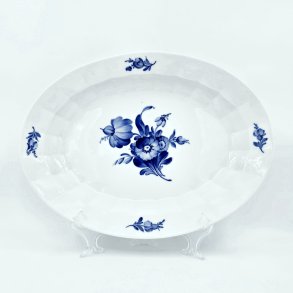 Bl� Blomst Kantet Ovalt Fad nr. 10-8538. sortering 2 