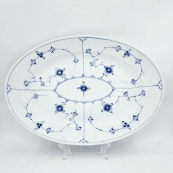 B &amp; G Musselmalet Ovalt Fad nr. 15. sortering 2  