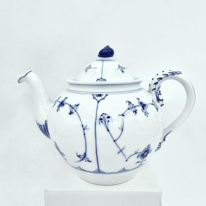 Bing & Grndahl Musselmalet Tekande Rund Model nr. 92. sortering 2 