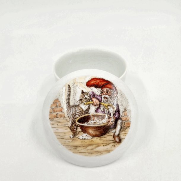 Bonbonniere Nisse Spiser Risengrd. Sortering 1 Sjlden  