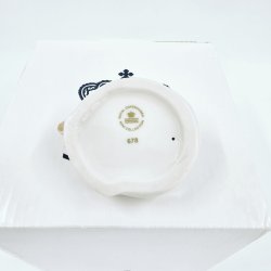 Royal Copenhagen Figur Kat Blanche nr. 678. Sortering 1 