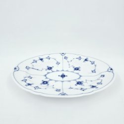 B &amp; G Musselmalet Ovalt Fad nr. 18. sortering 1  