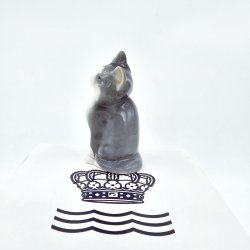 Royal Copenhagen Figur Duchess Kat nr. 680. Sortering 1  