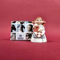 Royal Copenhagen Pixie Nisse Med FletHjerte nr. 761. 1 Sortering 