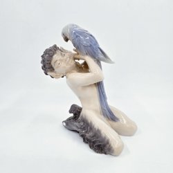Royal Copenhagen Figur Faun Med Papegje nr. 752. sortering 3 