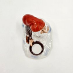 Royal Copenhagen Nisse Med Risengrd nr. 370. Sortering 1