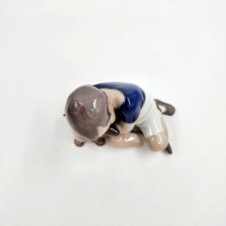 B &amp; G FIgur Dreng Med Gravhund  nr. 1951. sortering 2  