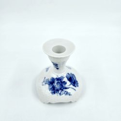 Bl� Blomst Svejfet Lysestage nr. 10-1711. sortering 2 