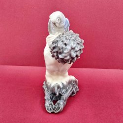 Royal Copenhagen Figur Faun Med Papegje nr. 752. sortering 1 
