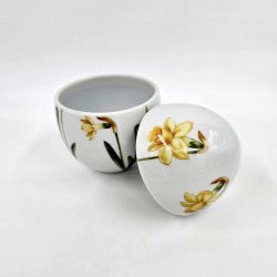 Royal Copenhagen Bonbonniere P�skelilje 2017. Sortering 1 