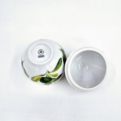 Royal Copenhagen Stor Bonbonniere Lilla Primula 2010. Sortering 1