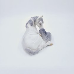 Royal Copenhagen Figur Hest Med Fl nr. 4698 sortering 1  