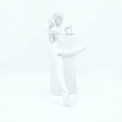 Royal Copenhagen Stjernetegnsfigur V�gten  